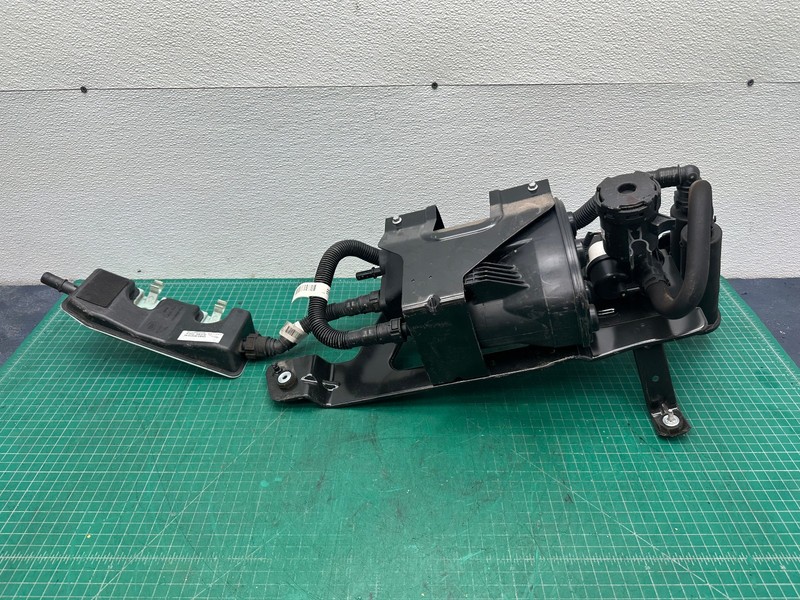 17-19 JAGUAR XE 2.0L FUEL EVAP VAPOR EMISSION CHARCOAL CANISTER OEM