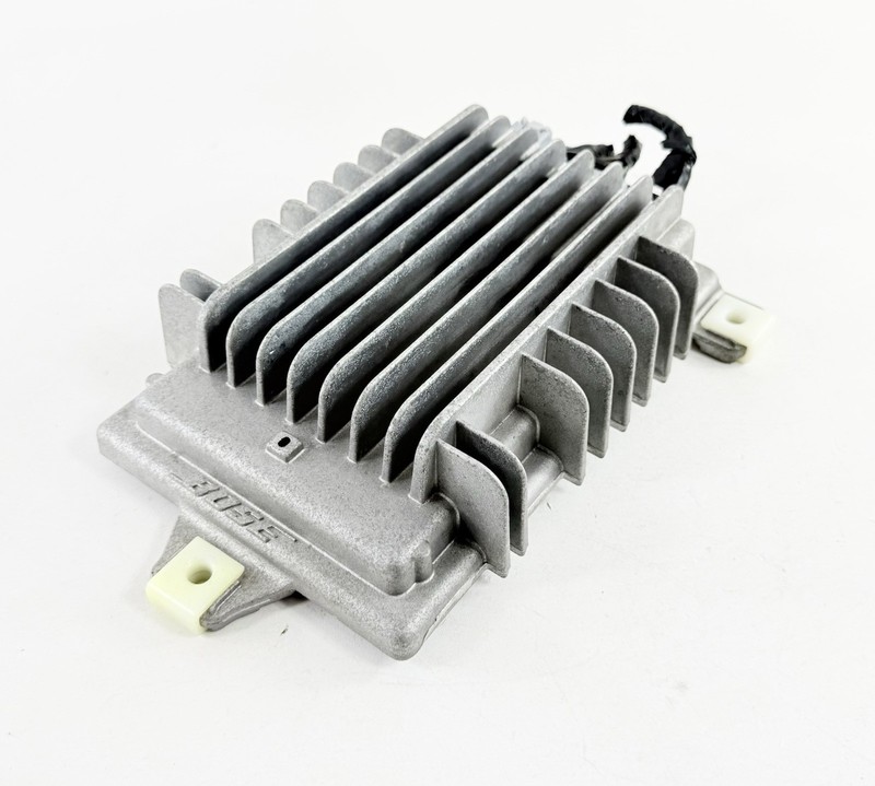 2007–2013 Chevrolet GMC Suburban Tahoe Yukon Audio Amplifier Bose Amp # 15186661