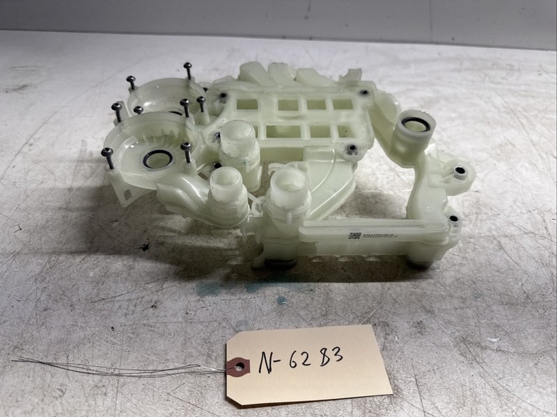 Tesla 3 Y Supermanifold Coolant octavalve supermanifold1523006-00 6283 S24