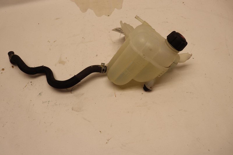 2019-2020 INFINITI QX50 RADIATOR COOLANT RECOVERY RESERVOIR BOTTLE TANK OEM