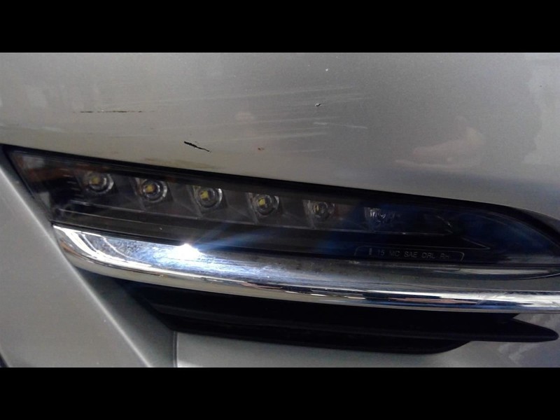 Passenger Corner/Park Light Park Lamp-turn Signal Lower Fits 15-19 MKC 1704823