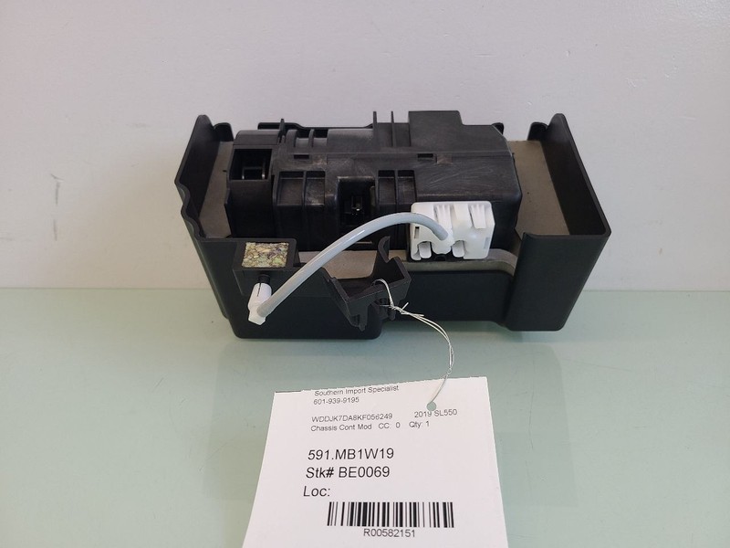 Dynamic Seat Vacuum Pump Fits 2019 SL550 582151