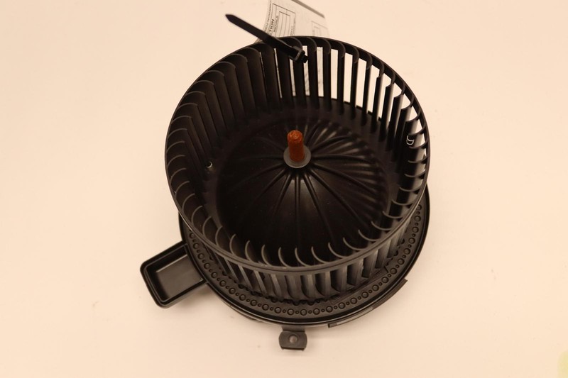 2018-2022 CHEVY TRAVERSE FRONT HVAC A/C AIR CONDITIONING BLOWER MOTOR FAN OEM