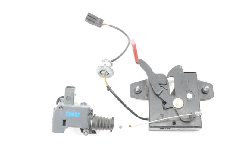 2005-2008 Porsche Boxster 987 2.7L Front Trunk Lock Actuator 99755105300