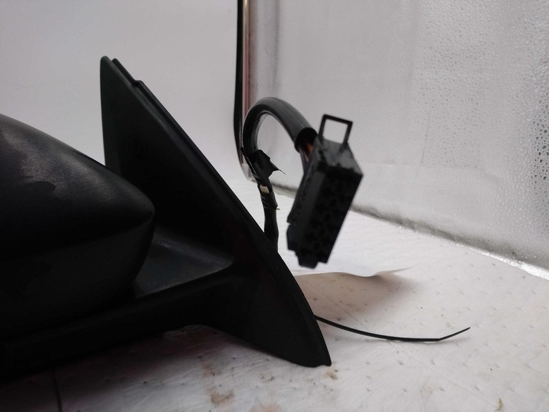2012 Volkswagen Jetta Right Door Mirror Assembly Black OEM Used 86449
