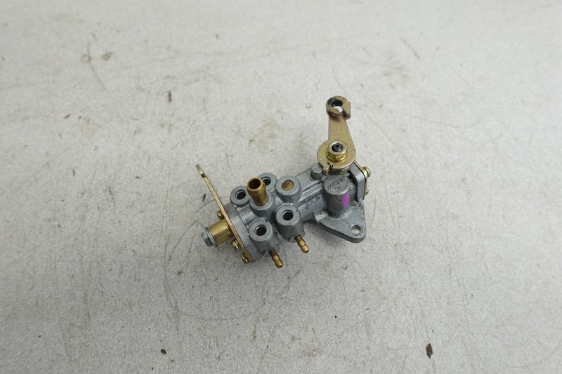 1996 Polaris ULTRA SP SKS RMK 680 OEM Engine Motor Oil Injection Pump Ass'y