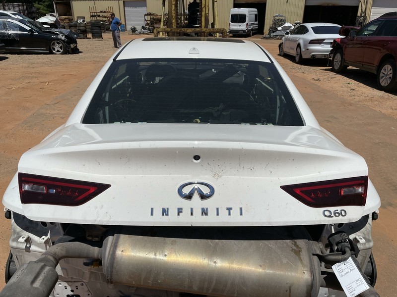 2017-2019 INFINITI Q60 TRUNK LID DECKLID OEM WHITE