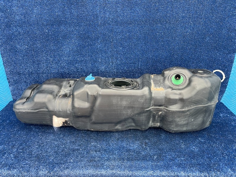 2019-2024 RAM 1500 Classic FUEL GAS TANK STORAGE RESERVOIR OEM 68468066AD
