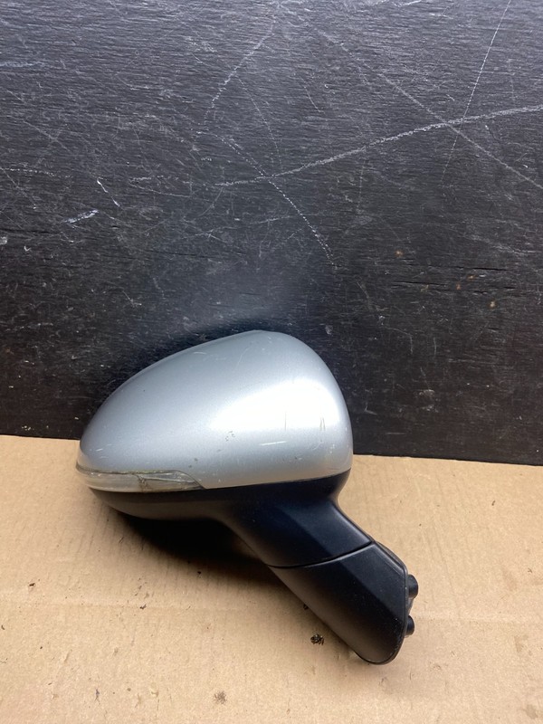 2012 - 2017 Kia Rio Right Passenger RH Turn Signal View Door Mirror Oem Q6305 DG