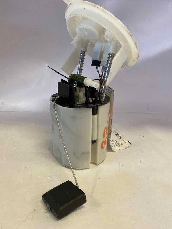 Fuel Pump MERCEDES C300 08 09 10 11 12