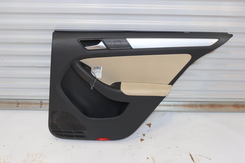 2011-2012 VOLKSWAGEN VW JETTA REAR RIGHT SIDE DOOR PANEL TRIM COVER OEM