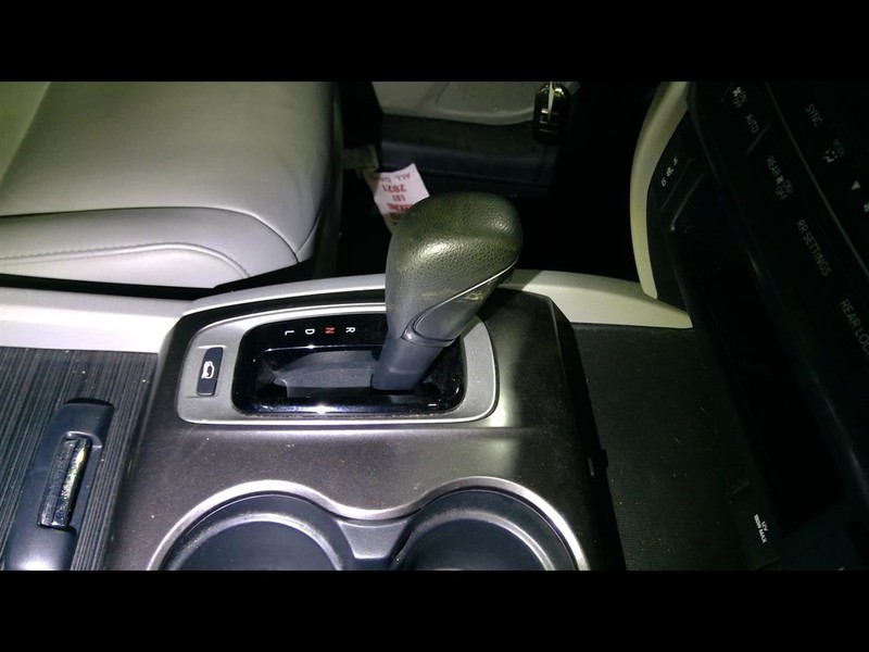 2017 PILOT Automatic Transmission Shifter 1523091