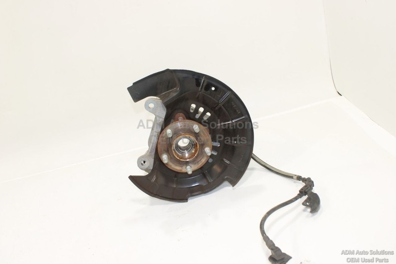 2024 - 2025 MAZDA CX-90 REAR LEFT DRIVER SIDE SPINDLE KNUCKLE WHEEL HUB OEM