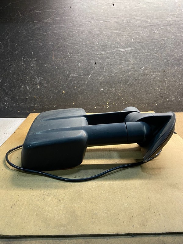 2007 - 2013 Chevrolet Silverado Sierra Right Passenger Side Door Mirror Z2366 DG