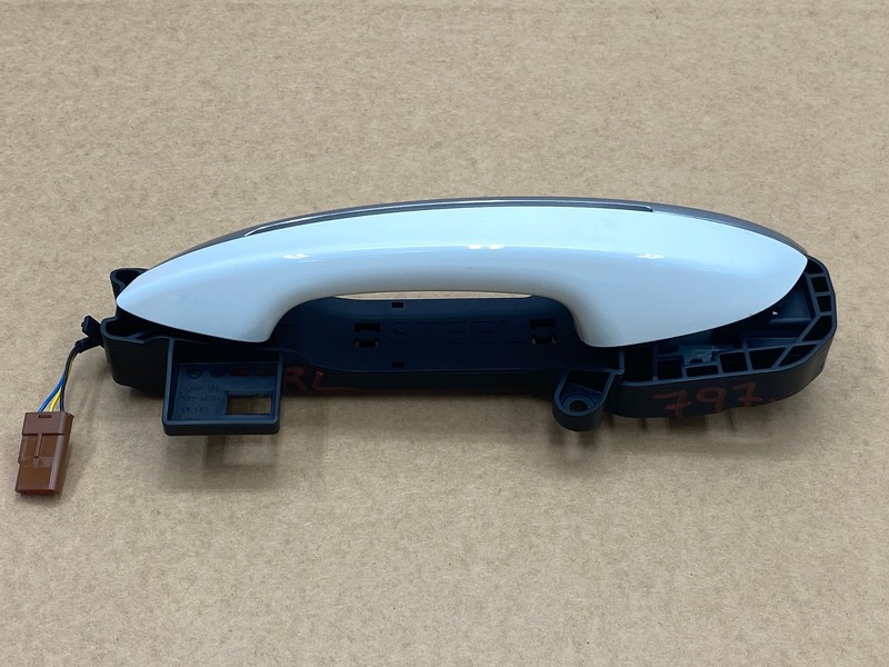 2020-2024 CADILLAC CT5 REAR LEFT DRIVER SIDE DOOR HANDLE OEM LOT797