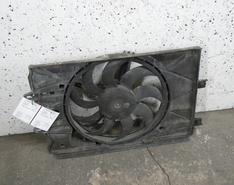 2014-2017 Fiat 500L 1.4L Engine Cooling Fan OEM Gasoline
