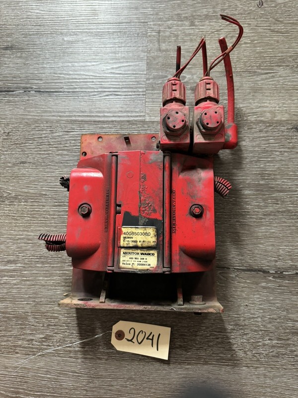 VOLVO MERITOR ABS MODULE - P/N: 400 850 308 0 2584138