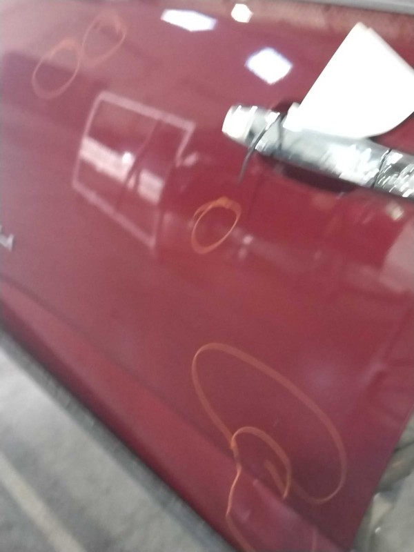 2017 GMC Canyon Left Front Door Red 4DR PU - Damaged, 621754, 84000 Miles