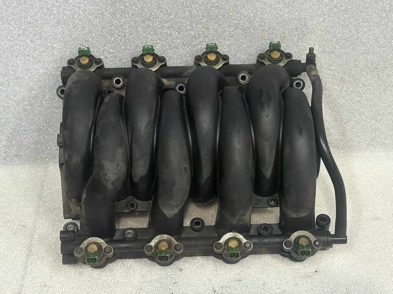 97-03 Jaguar XK8 X100 4.0L Air Intake Manifold Assembly 96JV6N693BB OEM