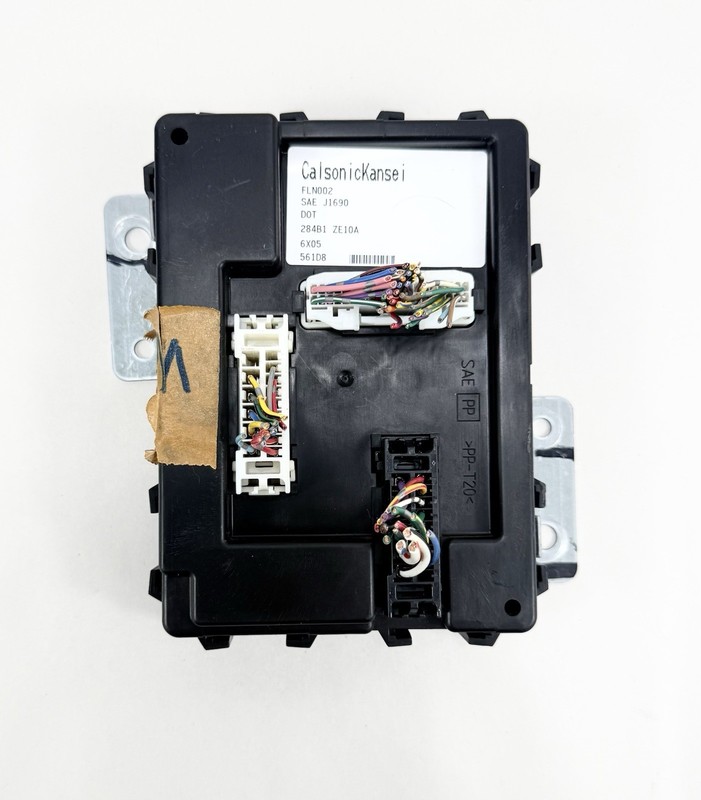 2007 Infiniti QX56 Nissan Armada Body Control Module BCM 284B1-ZE10A OEM