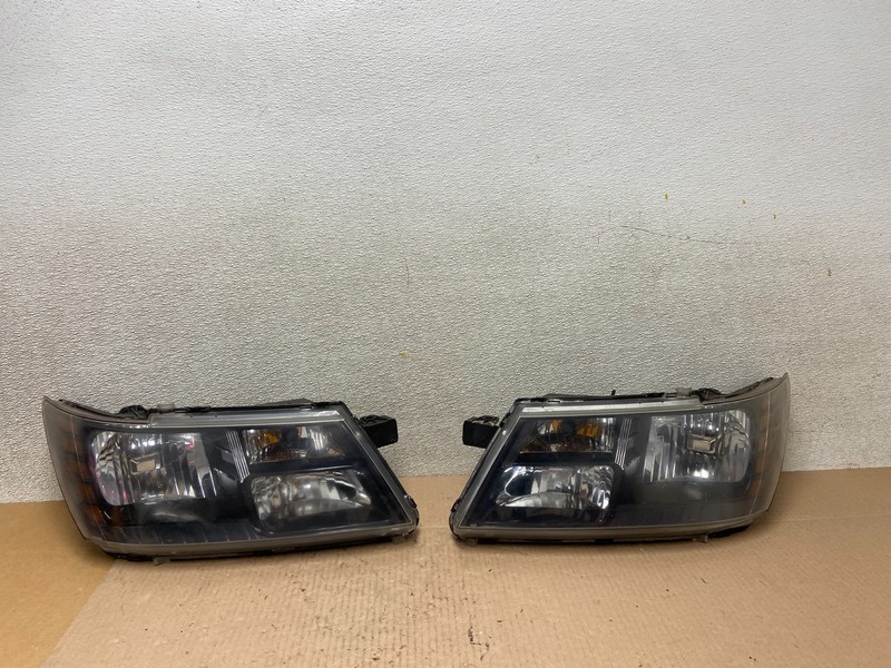 2009 to 2017 Dodge Journey Headlights Left+Right Set Halogen Oem Z3771 DW