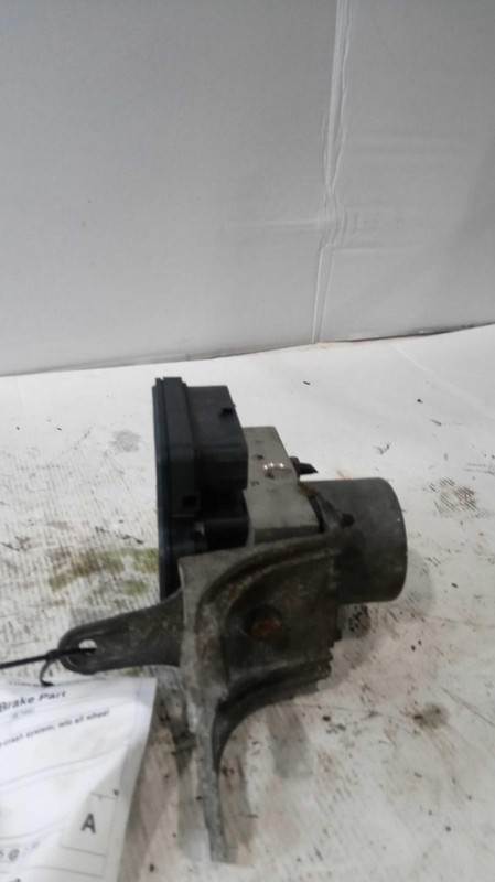 2018 Cadillac CT6 ABS Hydraulic Assembly OEM 3.6L 62000 Mi Blue NJ25-18834