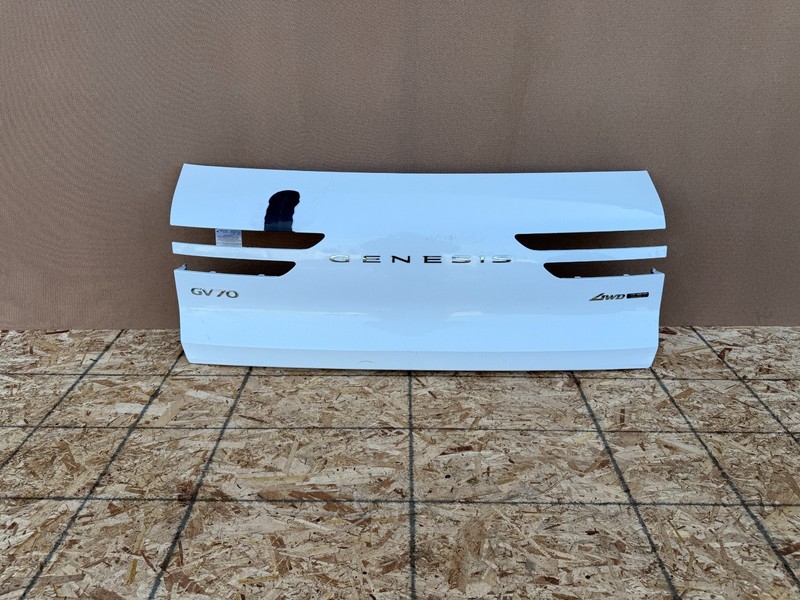 GENESIS GV70 2022-2026 OEM LIFTGATE TAILGATE TRUNK LID TRIM COVER PANEL ASSEMBLY