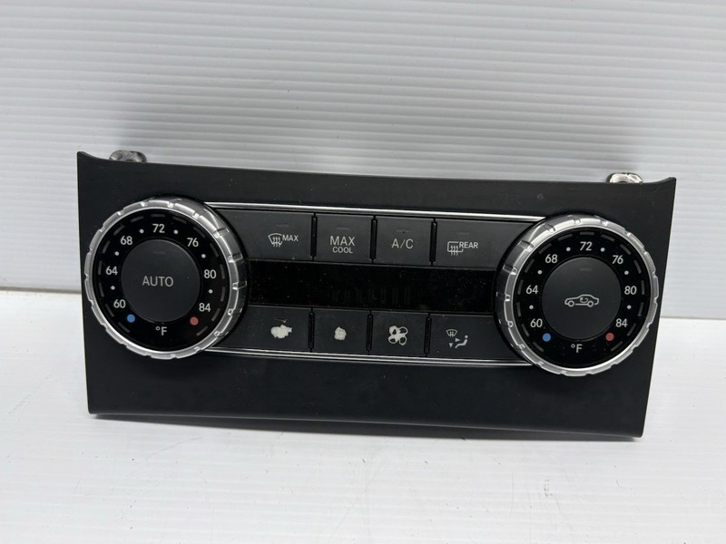 2013-2015 MERCEDES C GLK CLASS (W204 X204) FRONT HEATER A/C TEMPERATURE CONTROL