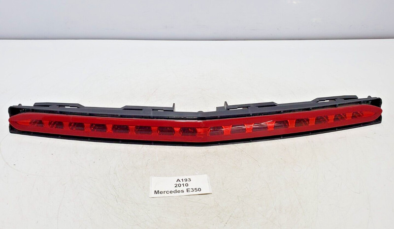 ✅ 2010-2017 OEM Mercedes W207 E350 E400 E550 Rear Third Brake Stop Light