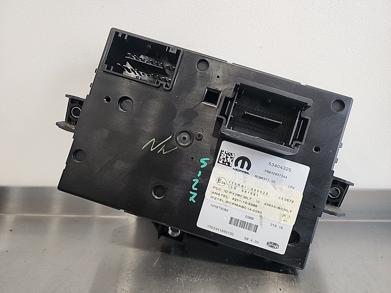 17 18 19 20 21 22 Dodge ProMaster Van Body Control Module BCM BCU 68328575AA OEM