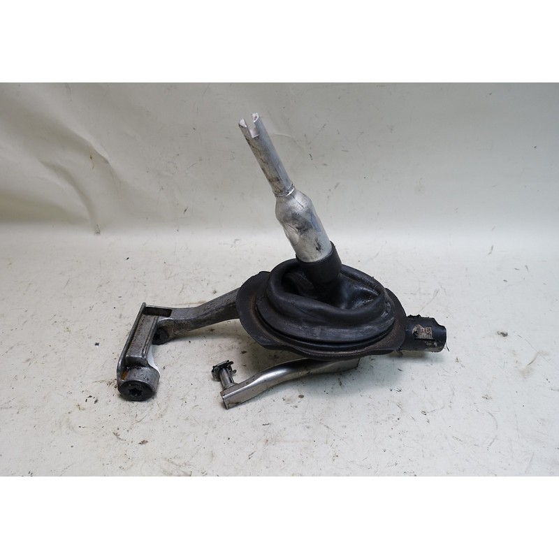 Damaged 08-13 BMW E90 M3 S65 4.0L V8 Gear Shifter Assembly for Manual Trans OEM