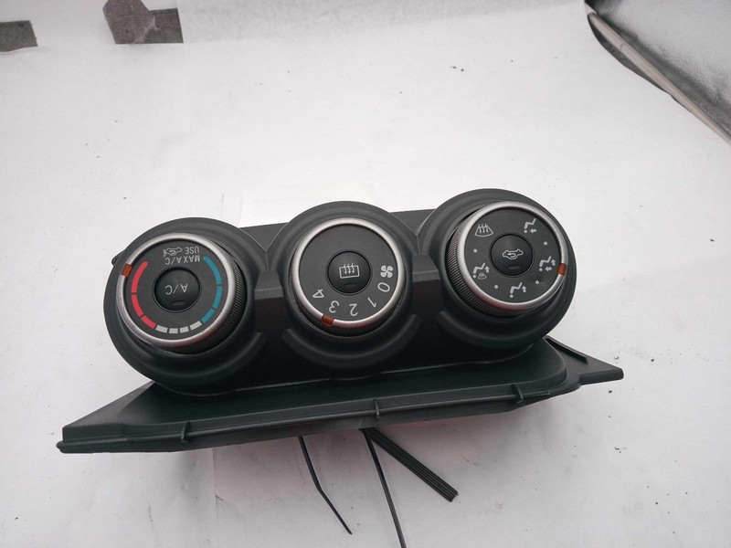 2011 SCION TC A/C Selector Switch Blue OEM 6M Warranty 64000 Miles NJ25-27626