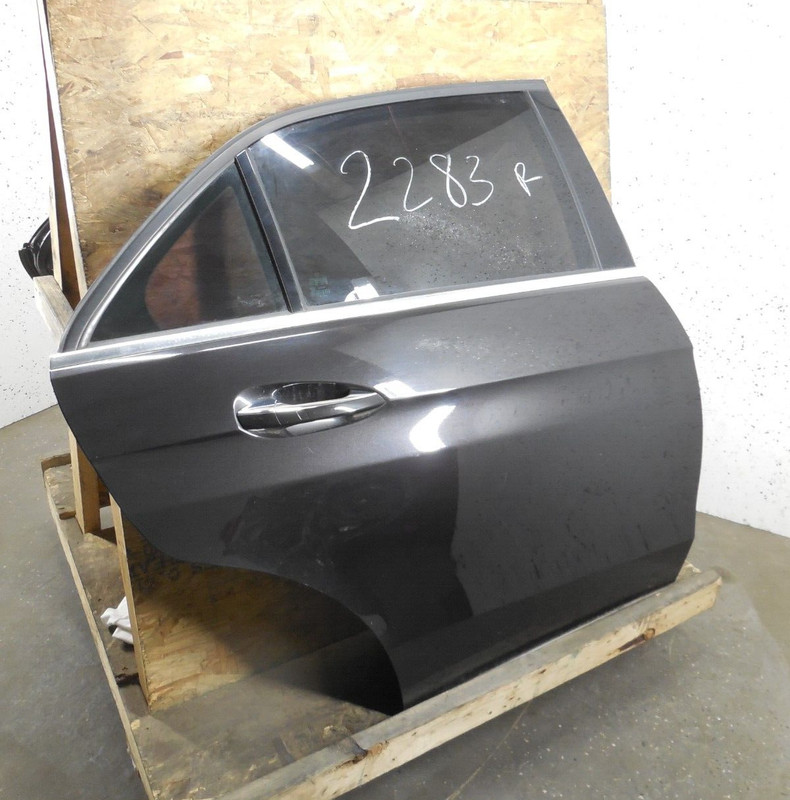 2014-2016 Mercedes-Benz E350 Sedan Rear Door Assembly Passenger Right OEM 033