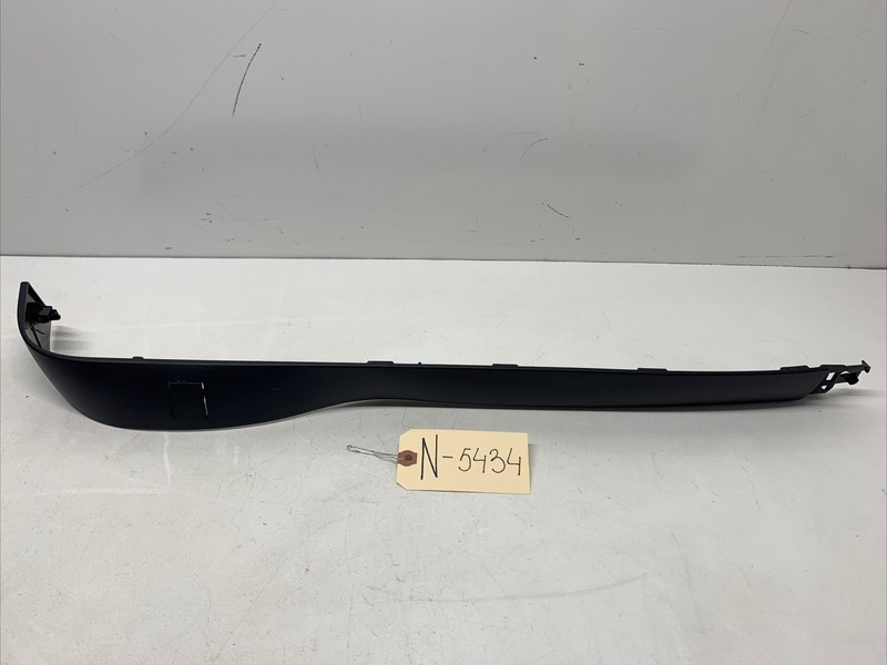 2016-20 TESLA MODEL X MX PASSENGER SIDE MID C-PILLAR TRIM COVER PANEL RH 5434 U8