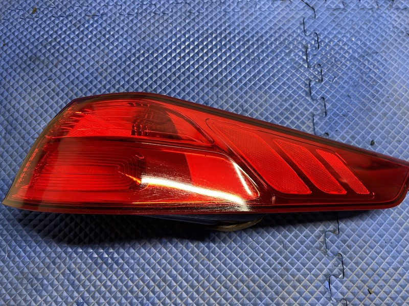 2014-2015 Kia Optima Rear Passenger Right Tail Light Tail Lamp Assembly Oem
