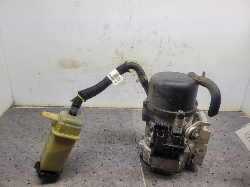 Power Steering Pump LHD Fits 18-23 WRANGLER 1660437