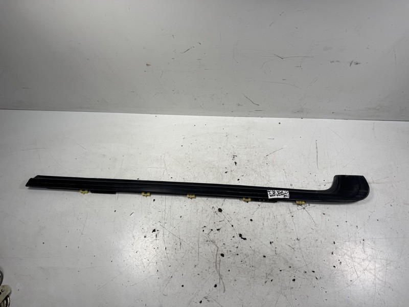 90-93 Acura Integra 4DR Left Rear Door Belt Molding Black OEM