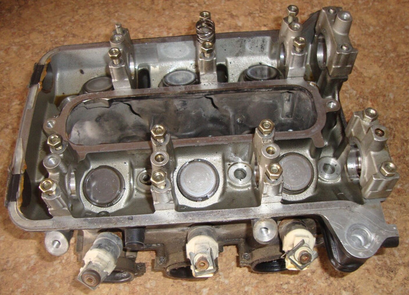 1988 BMW K75S K 75 S K75 Engine Cylinder Head Valves 88 D7
