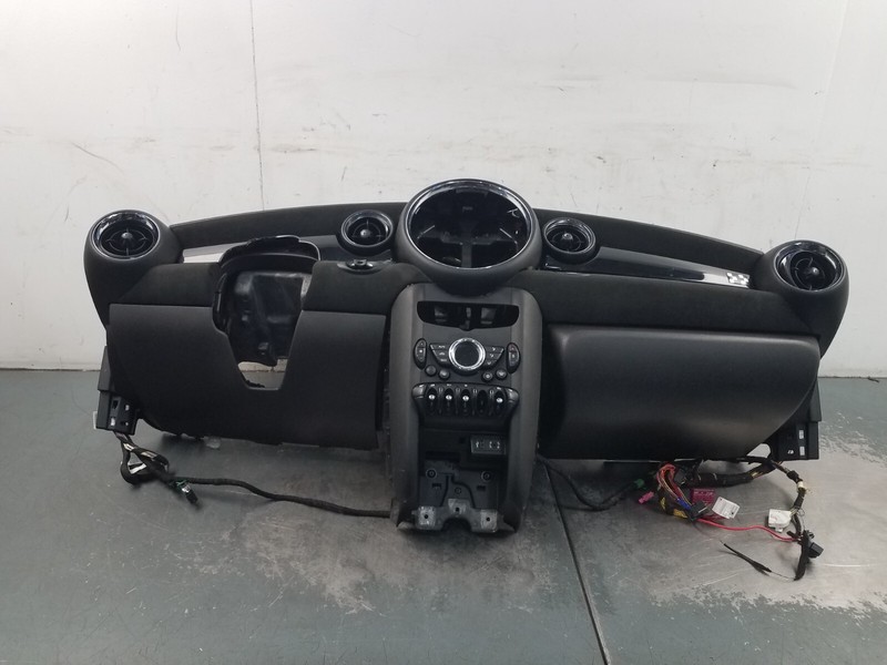2012 Mini Cooper John Works Coupe Dash Panel / Controls #1249 L2