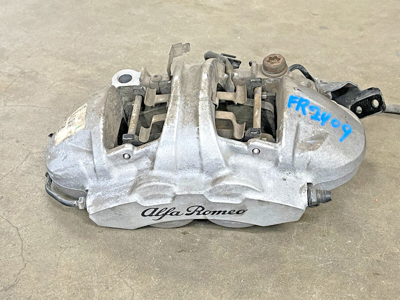 ⭐2017-2022 ALFA ROMEO GIULIA AWD FRONT RIGHT SIDE DISC BRAKE CALIPER OEM LOT2409