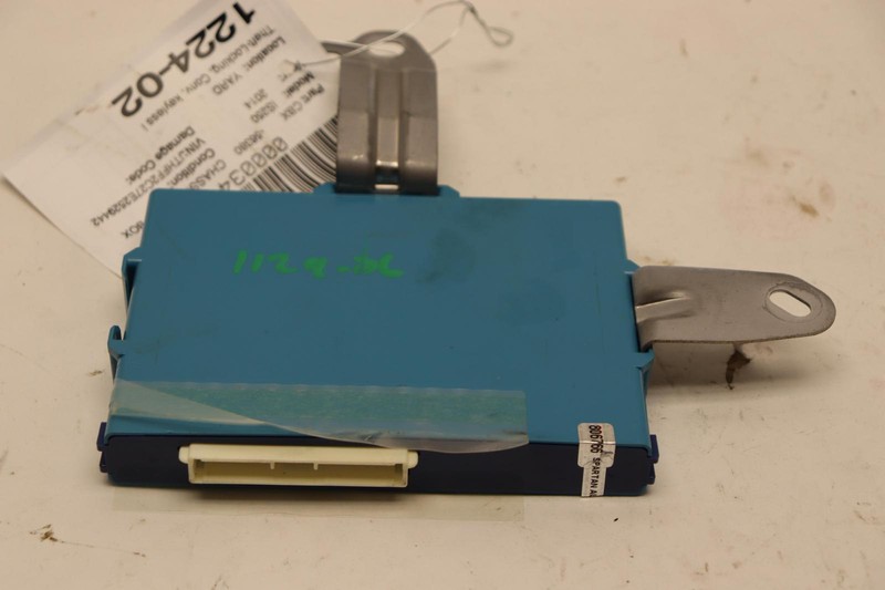 2012-2015 LEXUS IS250 CONV THEFT LOCKING KEYLESS IGNITION SMART MODULE OEM