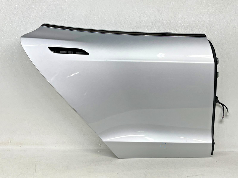 ⭐2012-2021 TESLA MODEL S REAR RIGHT DOOR SHELL COVER PANEL SILVER ASY OEM LOT2TP