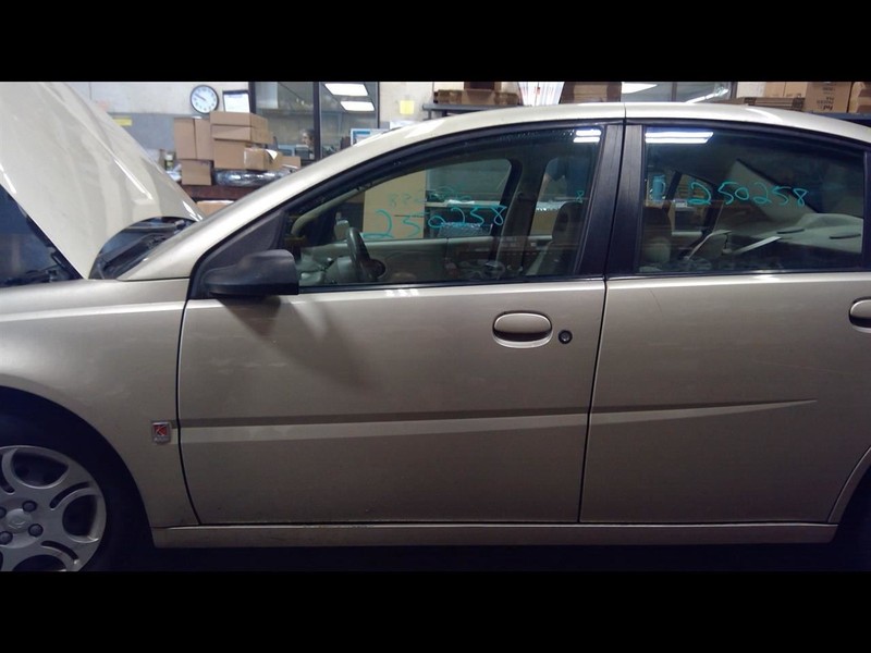 Driver Left Front Door Sedan 4 Door Manual Fits 03-04 ION 1622204