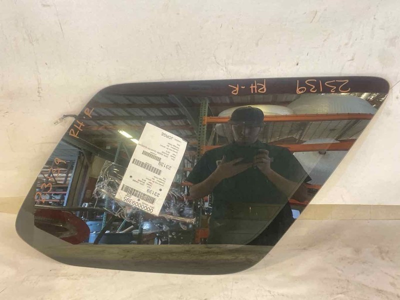 Quarter Glass TOYOTA 4RUNNER Right 10 11 12 13 14 15 16 17 18 19 20 21 22 23 24