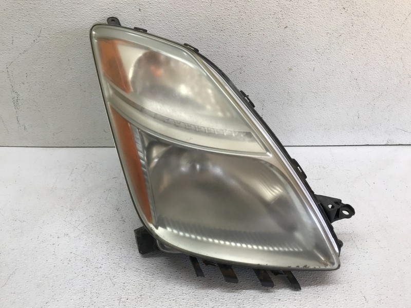 2006-2009 Toyota Prius Right Passenger RH Side Headlight Halogen OEM
