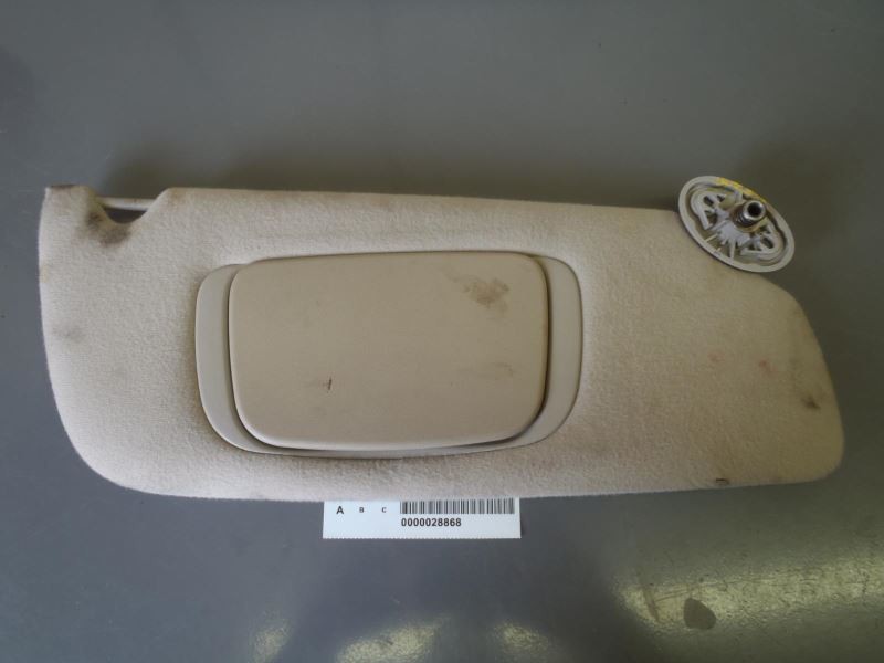Right Passenger Sun Visor With Mirror Taupe Fits 2001 Jeep Grand Cherokee 65858