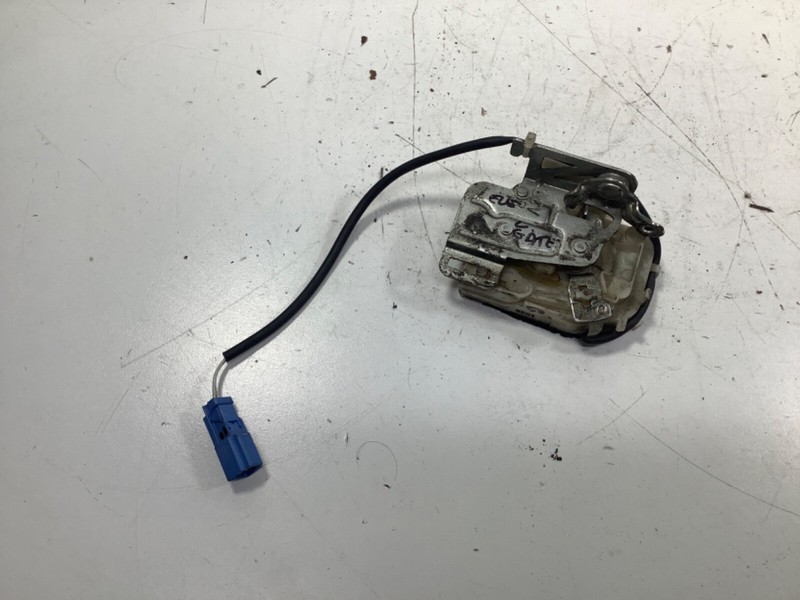 03 Honda Element Left Gate Latch OEM