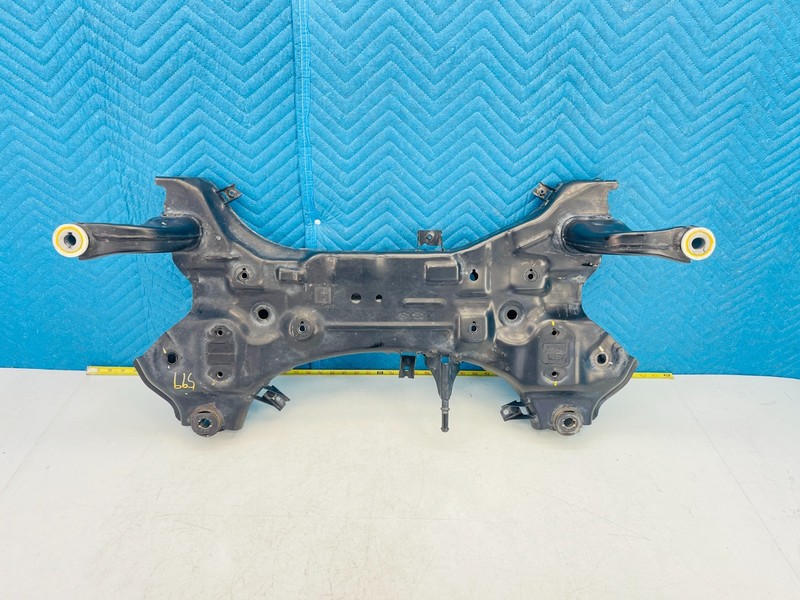 2018-23 HYUNDAI KONA FWD FRONT SUBFRAME SUB FRAME CROSSMEMBER ENGINE CRADLE OEM