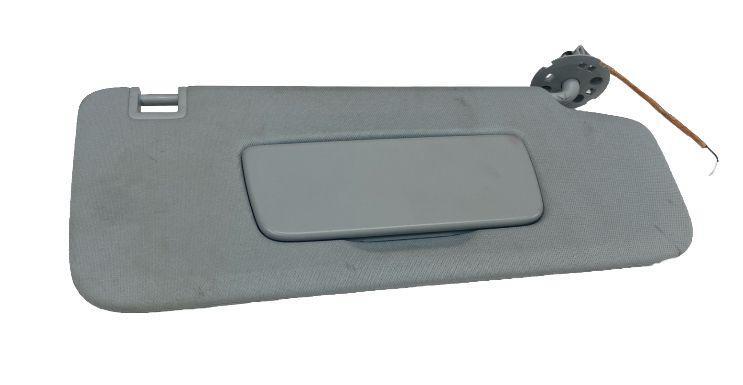 Chevrolet Blazer sun visor 2019 to 2022 passanger right side gray OEM 84538134