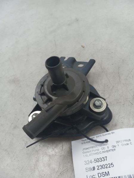 12-15 TOYOTA PRIUS C 1.5L FWD AT ENGINE COOLANT PUMP